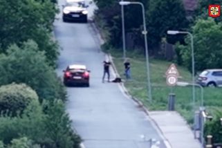 Speciální policejní tým zadržel čtyři spojky kyberšmejdů - Novinky